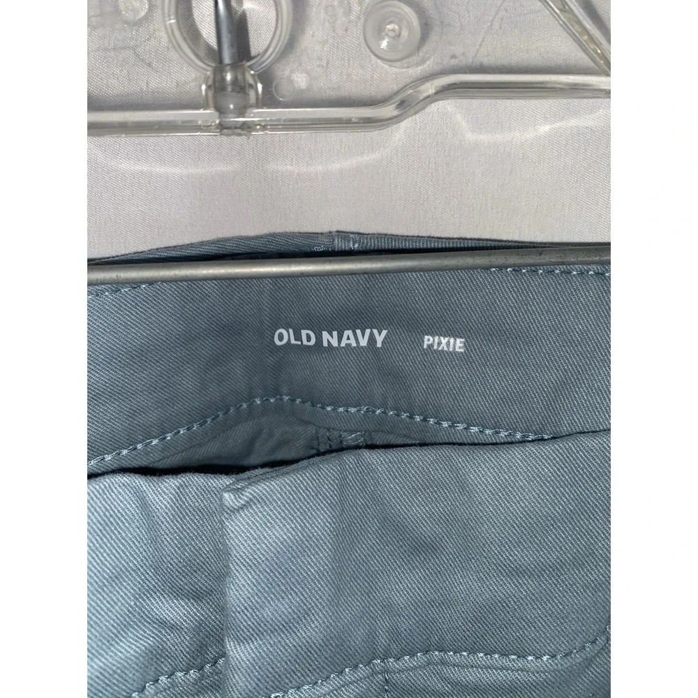 NWT Old Navy Women's Pixie Pants Size 16‎ Tall Blueish-Gray
